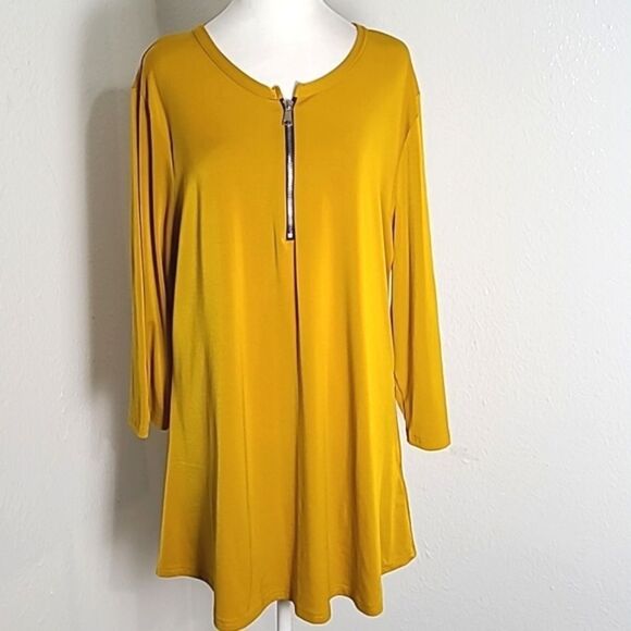 Lily Firmiana Gold Mini-Dress with Black Zipper in the Front, Size 1X - Picture 1 of 9